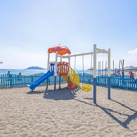 Sunset Beach Club Aqualettings Mermaid 8 公寓 费特希耶